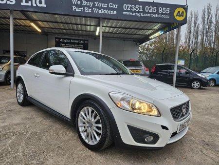 VOLVO C30 1.6 D2 SE Lux Sports Coupe Euro 5 (s/s) 3dr