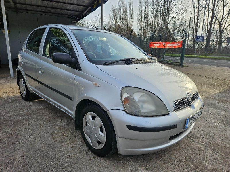 TOYOTA YARIS 1.0 VVT-i 16v GLS 5dr